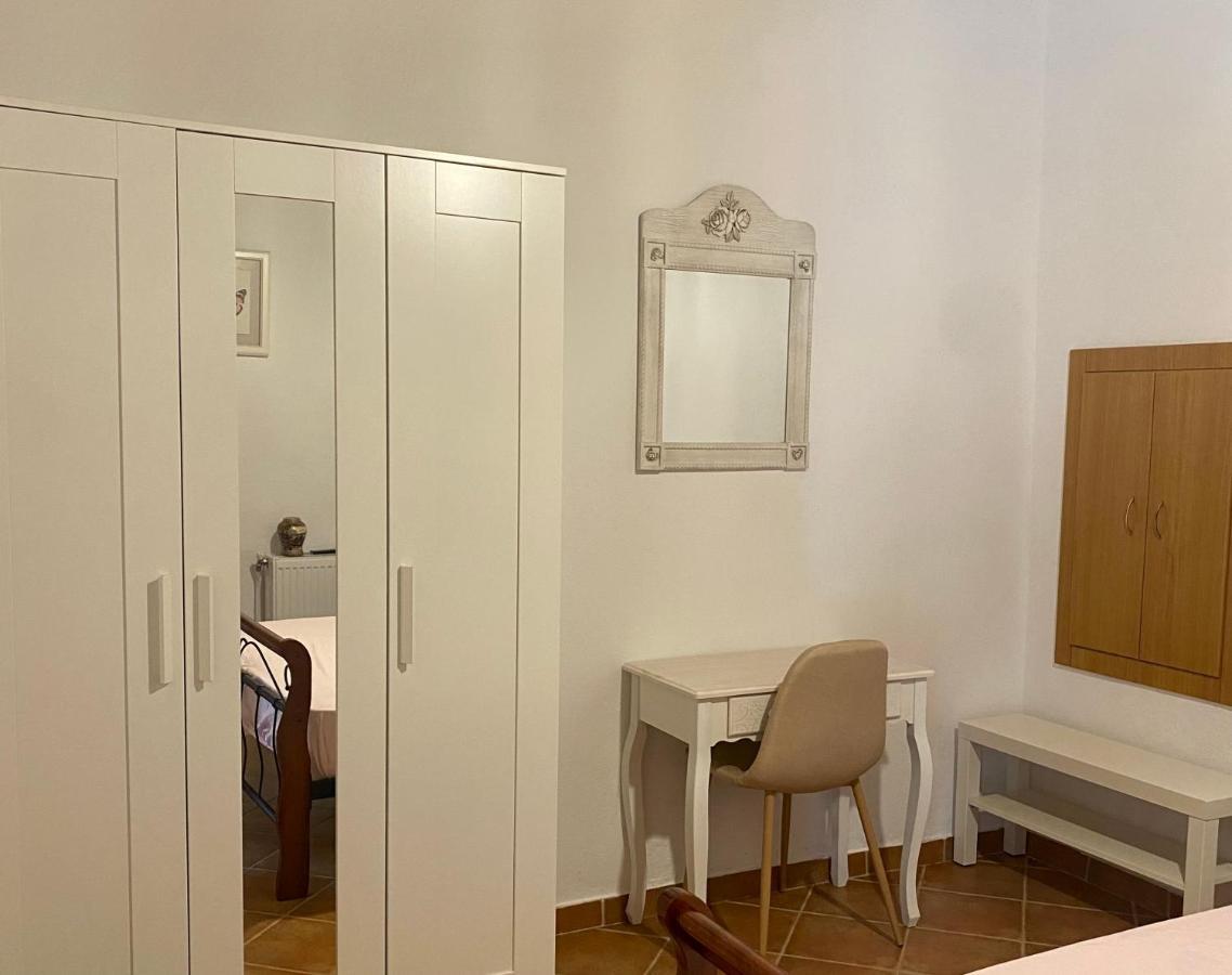 シキア Kyr Gianni Mansionヴィラ エクステリア 写真